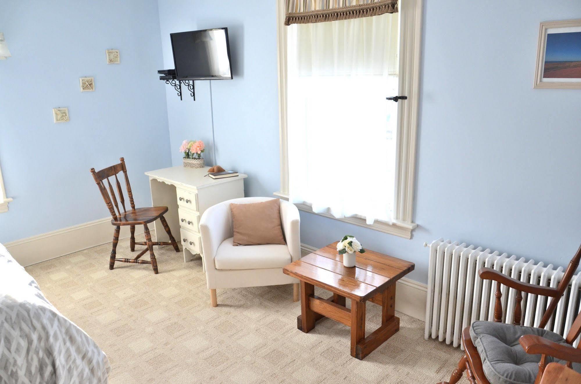 Island Home Bed And Breakfast Summerside Exterior photo
